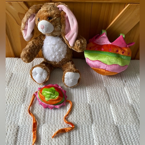 Build-a-Bear Easter Rabbit - Picture 7 of 10